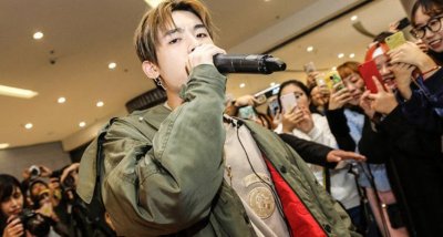 ​颜才兼备第一rapper！廖效浓玩永劫无间嘎嘎乱杀，神勇无敌