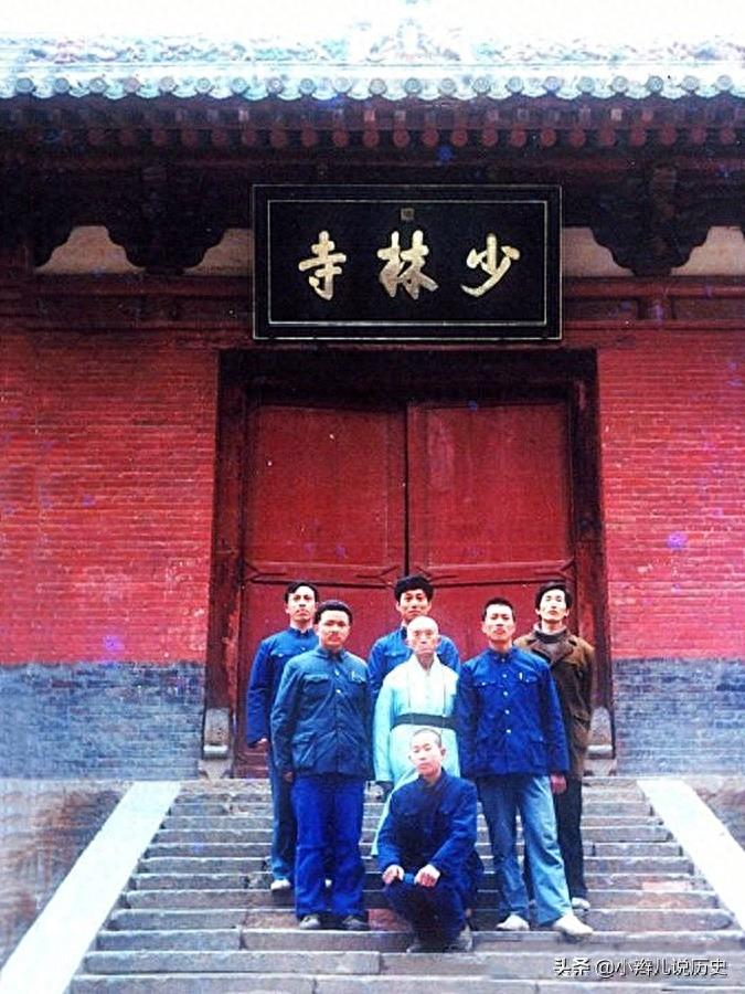 “少林方丈”海灯法师，晚年被捧上神坛，疑似是个冒牌货？