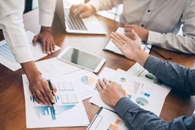 ​解锁盈利新境界：逆向盈利五大核心策略引领企业腾飞