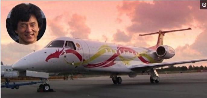 成龙的私人飞机，真是高大上啊