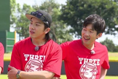 ​高颜值男神现身《3国智》张立东傻：场外居然有啦啦队