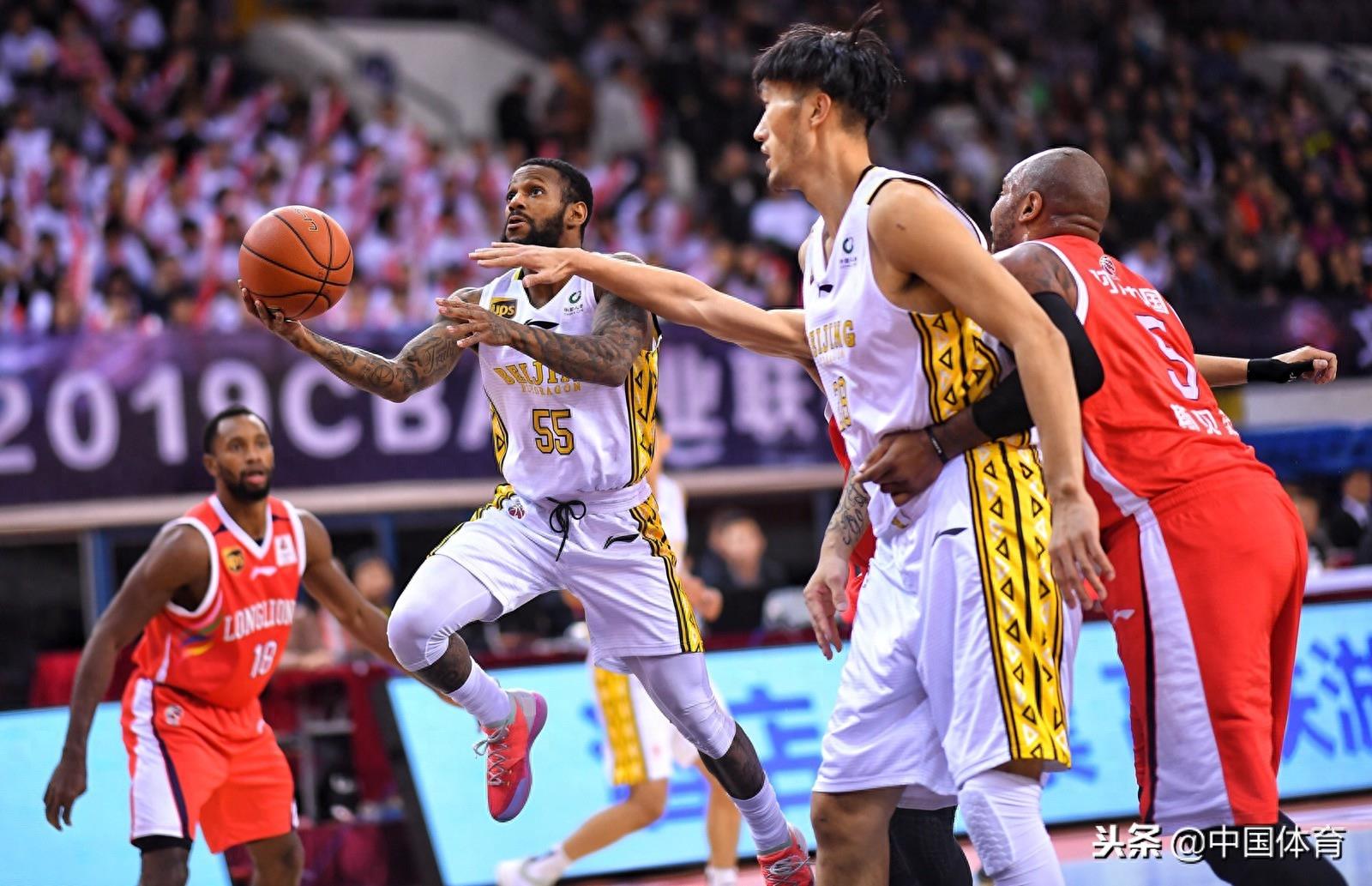 18/19赛季CBA常规赛第八轮 一分绝杀广州北控获主场首胜