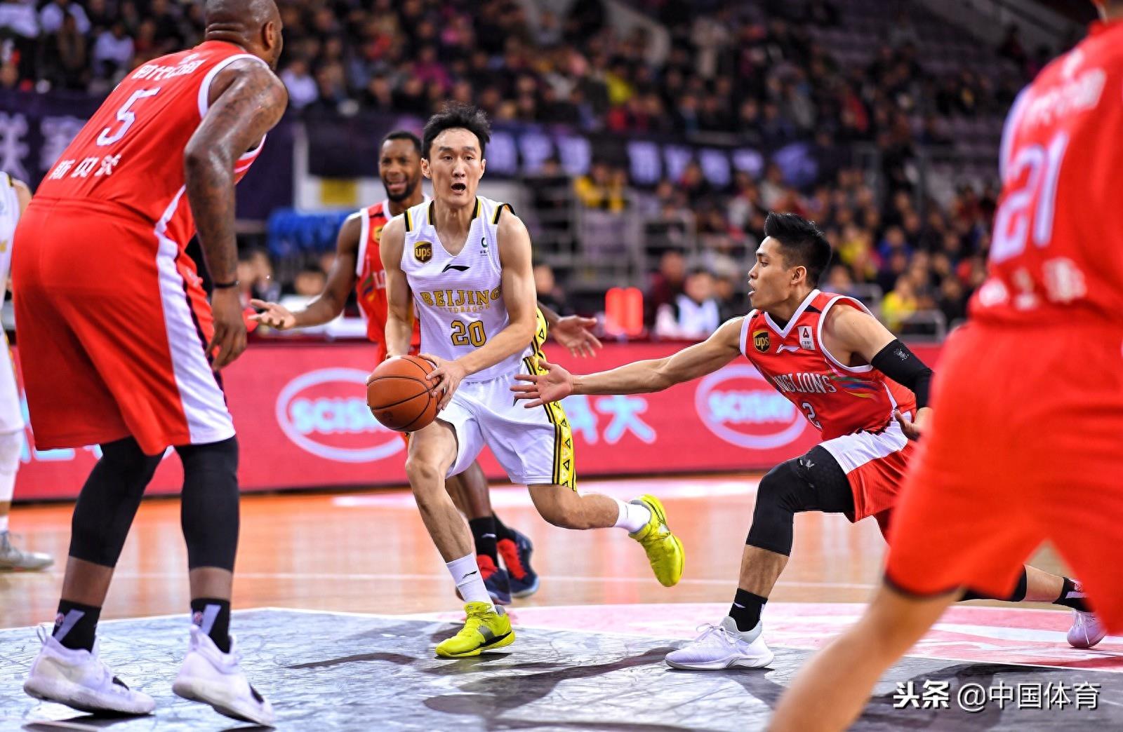 18/19赛季CBA常规赛第八轮 一分绝杀广州北控获主场首胜