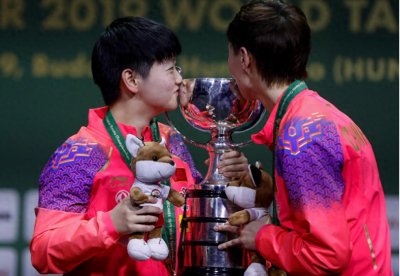 ​世界乒联女子总决赛-孙颖莎/王曼昱3-1战胜日本组合夺得女双冠军