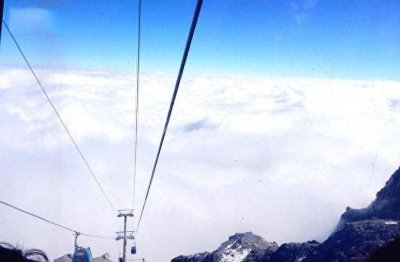 ​徒步玉龙雪山4680海拔，天朗气清乾坤万里，盖世而独立！