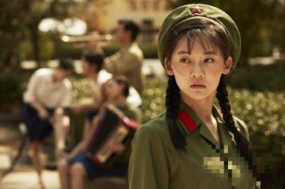 ​《芳华》老好人刘峰的悲剧：妻子走后娶了风尘女，靠卖盗版书维生