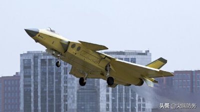 ​J20最新试飞照曝光 我国战机发动机发展到什么水平了？