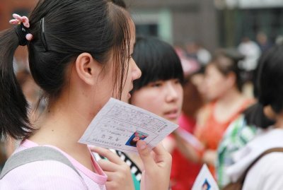 ​在编老师重新考编制？要么走人，要么有人