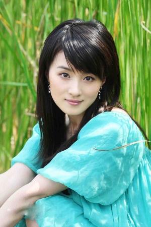 吴婷小家碧玉,温婉可人,同时也是一名极其敬业的演员