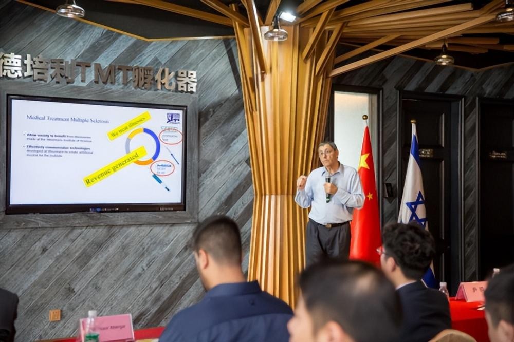 以色列军事实力排名(弹丸小国以色列凭什么在中东这么豪横)