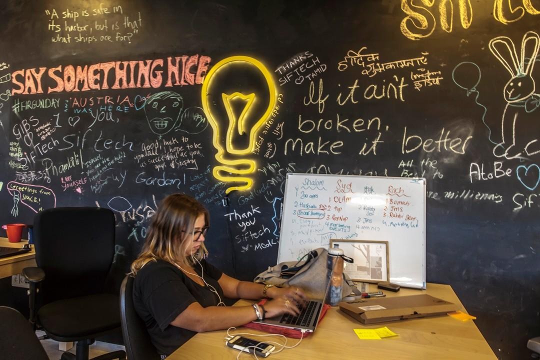 以色列军事实力排名(弹丸小国以色列凭什么在中东这么豪横)