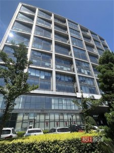 ​实探“过着神仙日子”的乐视公司：员工朝九晚六还有午休，部分楼层出租