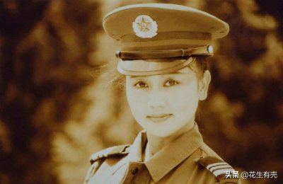 ​28年后再看殷祝平：嫁给大11岁的徐锦江，是她一生最大的幸运