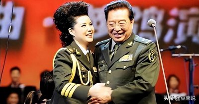 ​李双江长子李贺：没享受过李天一的生活，却会让父亲和继母依靠