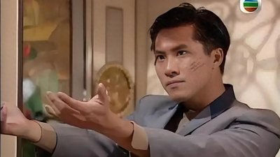 ​“丁孝蟹”邵仲衡近况，聚会烟酒不离手，身家不菲仍用老款手机