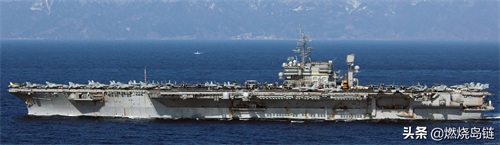 世界常规动力航母的巅峰——已经退役的美国“小鹰”级航空母舰
