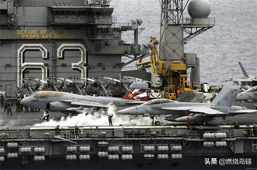 世界常规动力航母的巅峰——已经退役的美国“小鹰”级航空母舰
