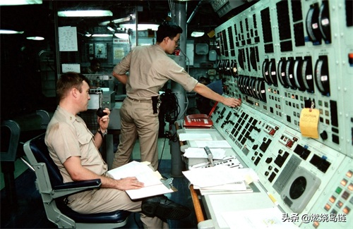 世界常规动力航母的巅峰——已经退役的美国“小鹰”级航空母舰