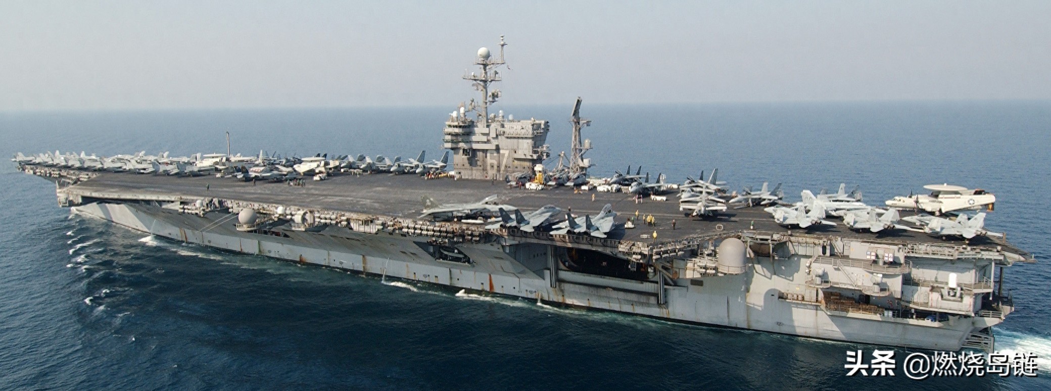 世界常规动力航母的巅峰——已经退役的美国“小鹰”级航空母舰