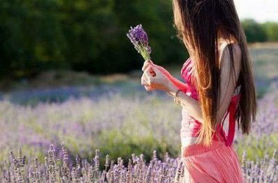 ​新春有年味的祝福语 形容年味的句子(精选104句)