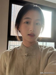 ​秒杀校花！江南大学绝美英语女神教师惊艳全场！网友：仙女下凡。