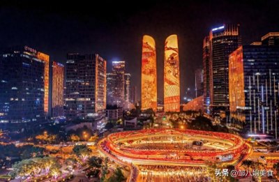 ​怪事！成都人过年，酒桌不见五粮液和中华，而是这4种烟和3款酒