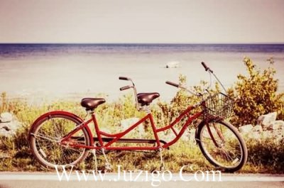 ​祝福祖国八字霸气词语祝福祖国简短字精选(精选26句)