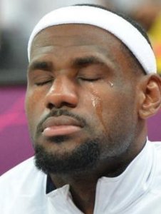 ​他们曾是詹姆斯的死敌, 如今在NBA无球可打!