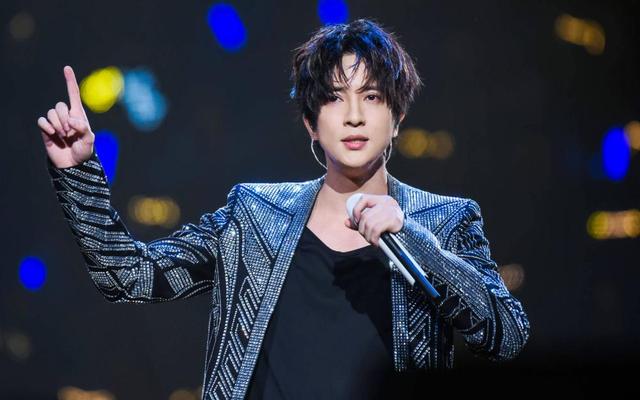 李雨桐谈薛之谦关系（女星弃养被封杀）(10)