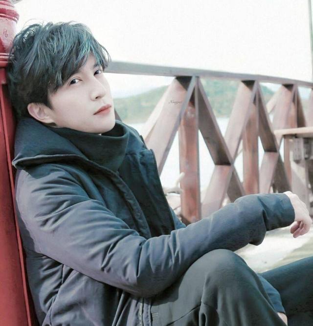 李雨桐谈薛之谦关系（女星弃养被封杀）(4)