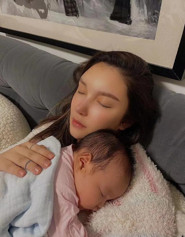 李雨桐谈薛之谦关系（女星弃养被封杀）(2)