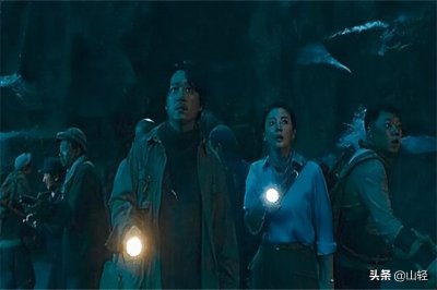 ​鬼吹灯里，胡八一身上的诅咒，是怎么解除的