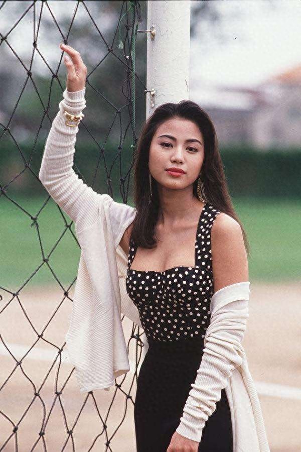 陈雅伦：美艳娇媚，颜值不输关之琳