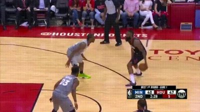 ​NBA两大争议进攻利器，双后撤步及SOMA步，到底有没有走步。