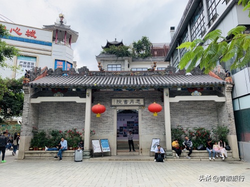 深圳这条土豪商业街，美女如云花钱如流水，人气旺全城人都来购物