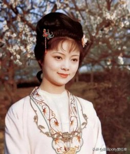 ​细数宝钗的缺德行为，宝姑娘就是金陵一霸家庭培养出的一朵霸王花