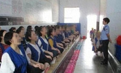 ​一个服刑五年的女人揭示：监狱生活真相，谁在饱餐？谁又在挨饿？