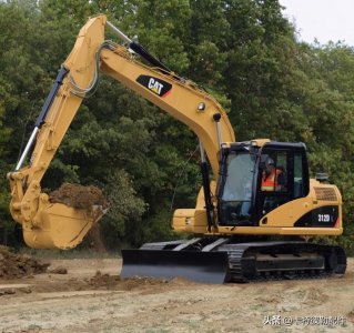 ​气门室盖漏油有什么影响？气门室盖垫是什么