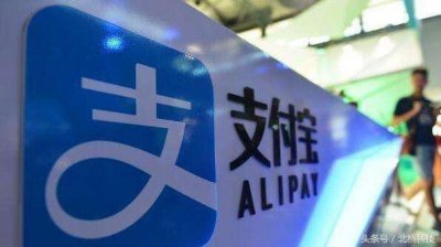 ​支付宝“锦鲤”已经收到奖品，家里包裹“堆积如山”, 网友太羡慕