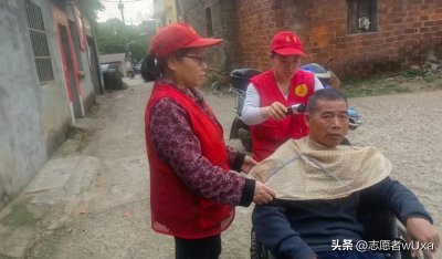 ​人们心中的活雷锋