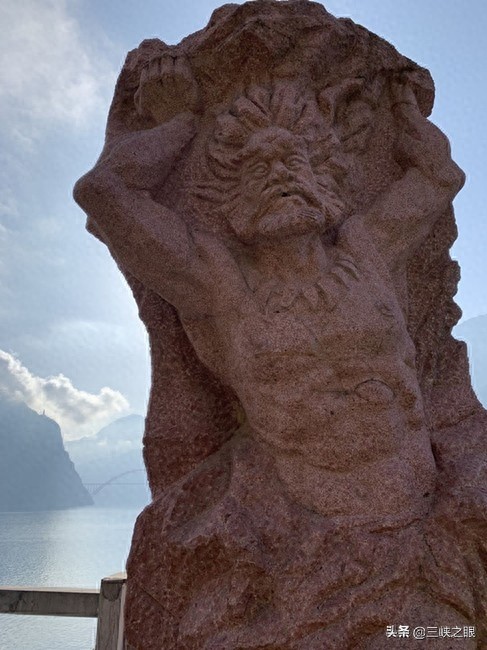 灵山十巫是古代中国巫文化的群体代表,看看他们罕见神奇的形象吧