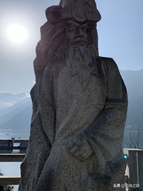 灵山十巫是古代中国巫文化的群体代表,看看他们罕见神奇的形象吧