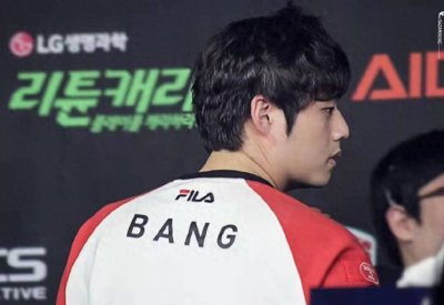 ​世界第一ADC退役！两冠王Bang的操作你记得多少？