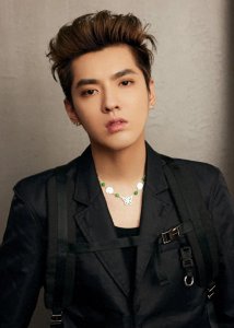 ​在吴亦凡的发福事实曝光后，不少网友纷纷表示惊讶。