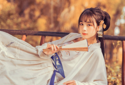 ​女人味的网名四个字(精选1271个)