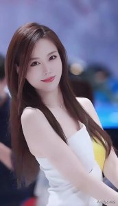 ​刘琴——模特 看一眼便沦陷的视觉盛宴 美貌颜值的他会让你心动吗！