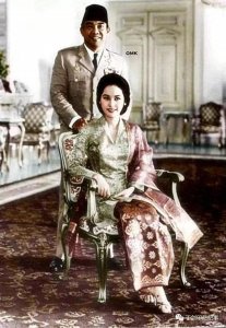 ​印尼首任总统和继任者的较量